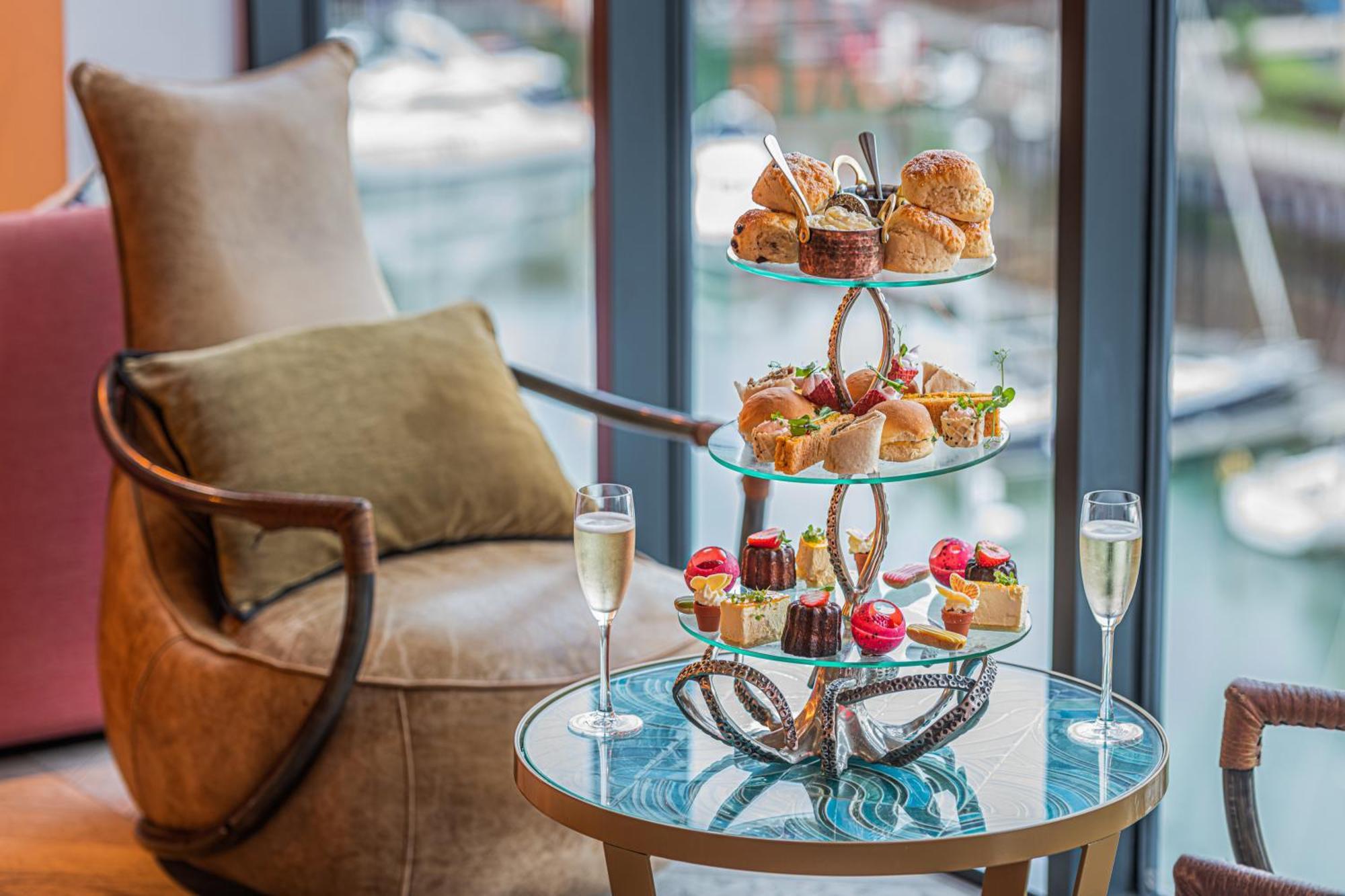 Harbour Hotel & Spa Саутхамптън Екстериор снимка Afternoon tea at the InterContinental London The O2